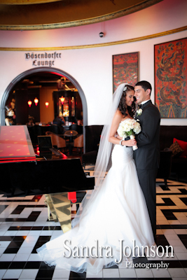 Best Maggiano's Orlando wedding photographer - Sandra Johnson (SJFoto.com)